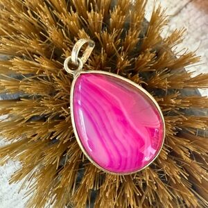 NWT Sterling Silver 925 Dyed Pink Agate Teardrop Pear Shaped Pendant Charm
